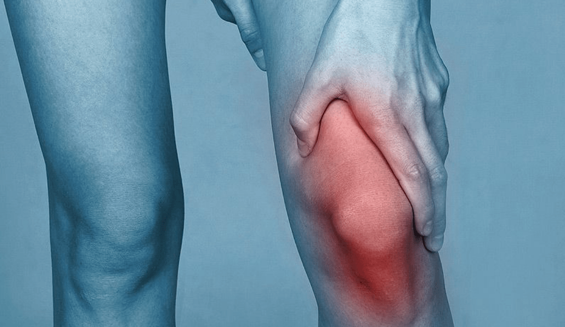 Πόνος στην άρθρωση του γόνατος λόγω οστεοαρθρίτιδας